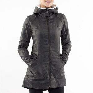 Lululemon Apres Run Anorak Jacket in Deep Camo Herringbone